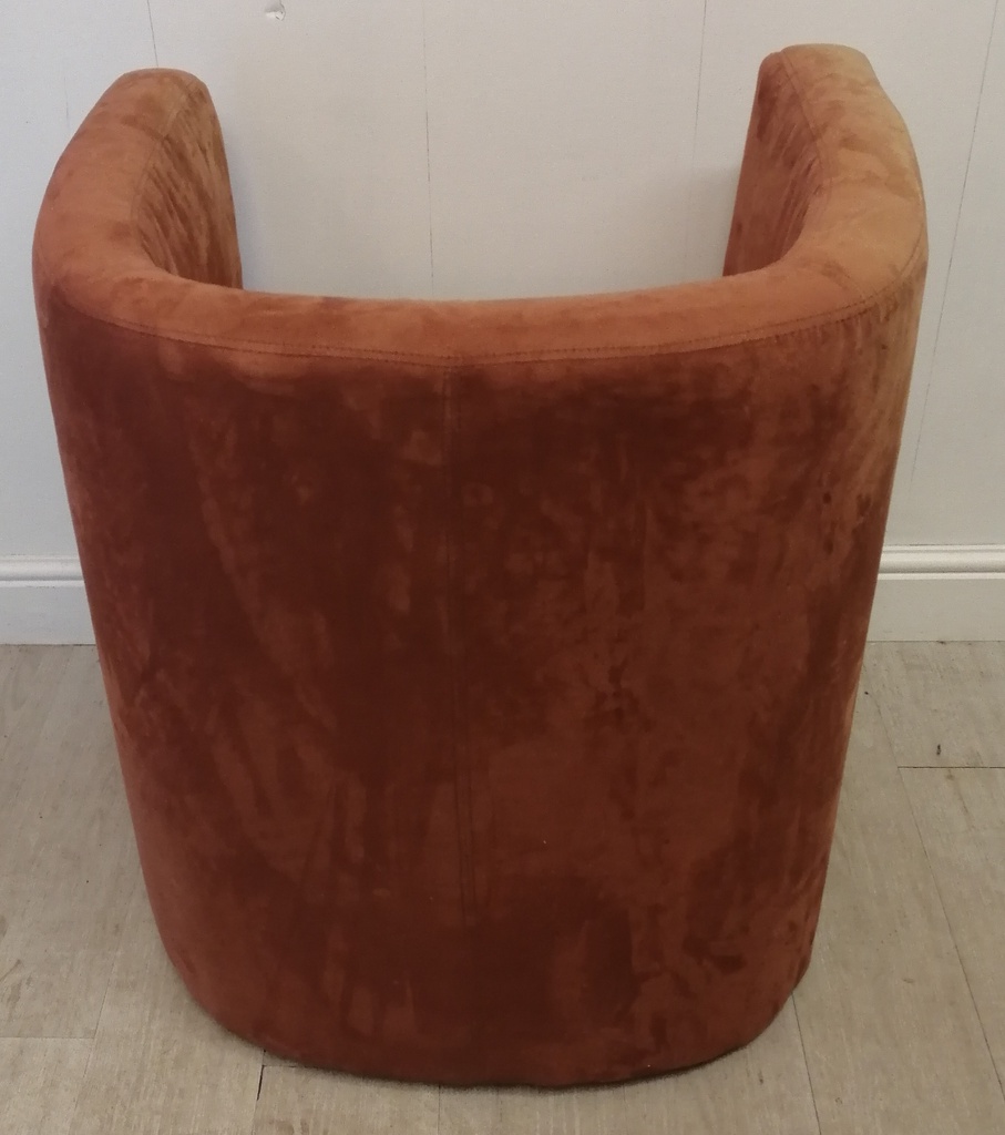 Tan deals tub chair